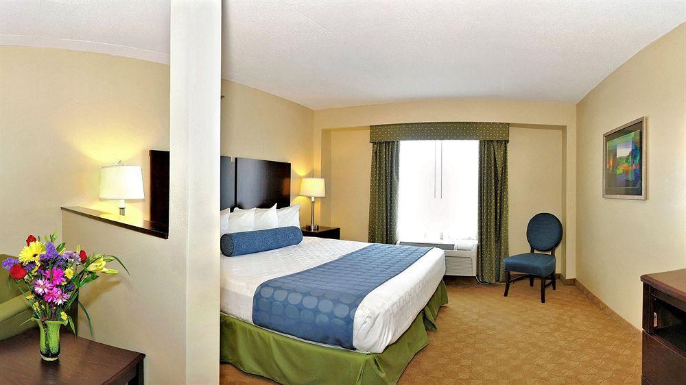 Best Western Plus Уэйнсборо Экстерьер фото